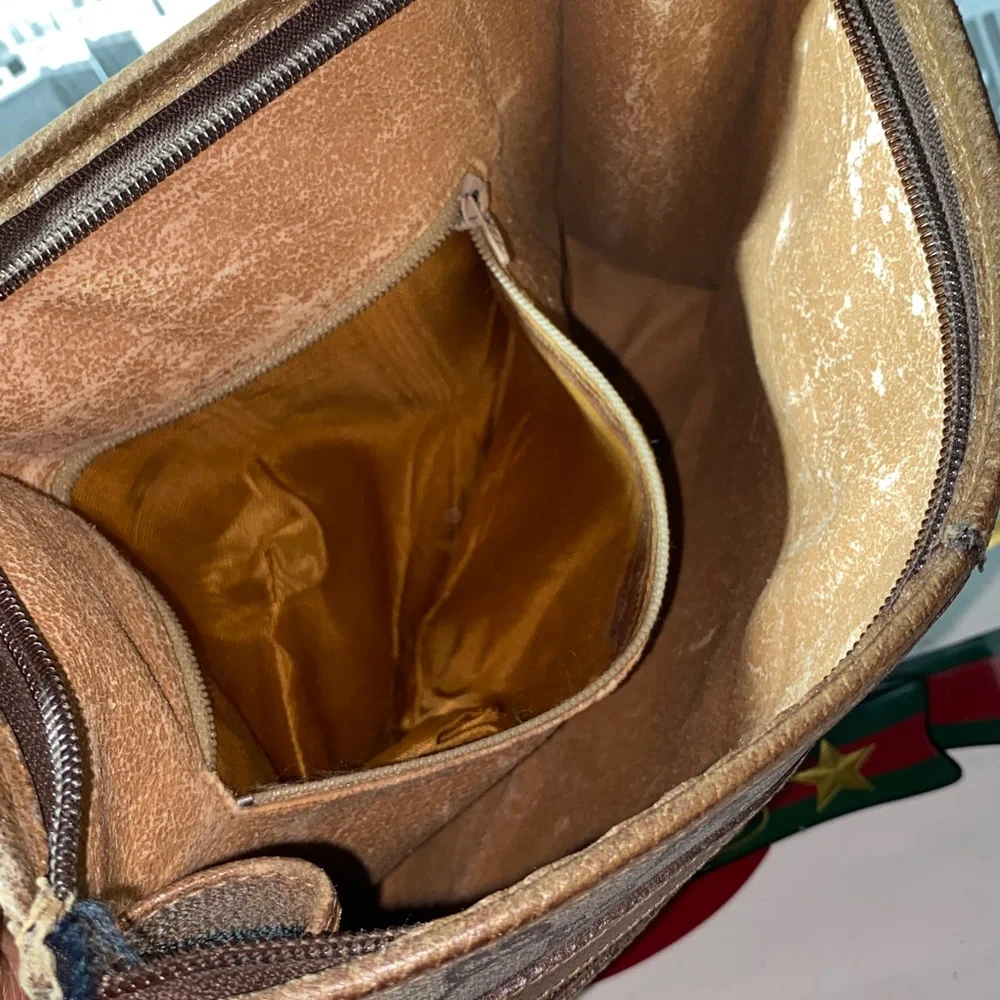 Authentic Rare Gucci Plus GG Monogram Clutch - Picture 12 of 15